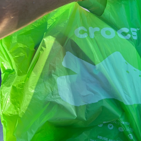 Desirable light up Lightning McQueen Crocs kids size 9C. Brand New w/receipt! - Picture 2 of 7